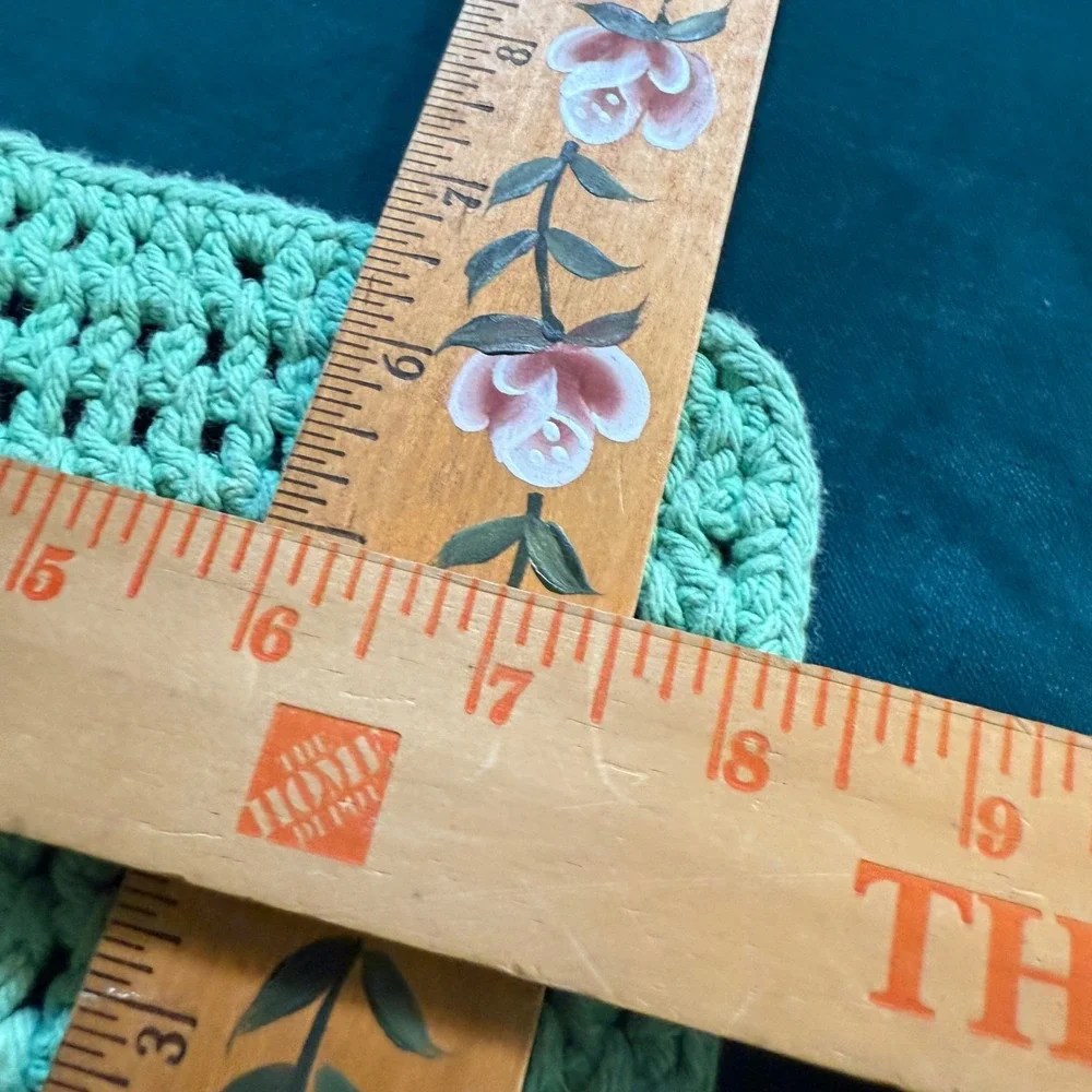 Handmade Crochet Christmas Potholder Trivet‎ Lot Red Green Holiday Floral